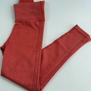 Offline By Aerie Women Ribbed High Rise Seamless 7/8 Legging Coral Sz Small